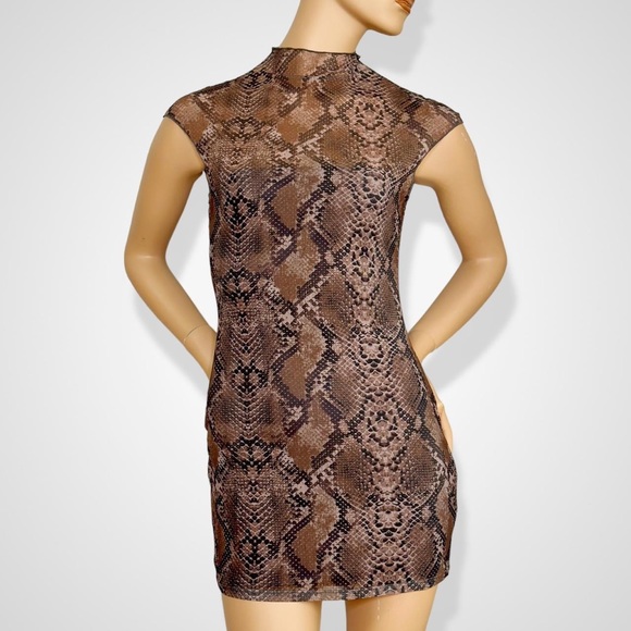 H:OURS Minju Mini Dress - Acid Snake - Picture 2 of 12